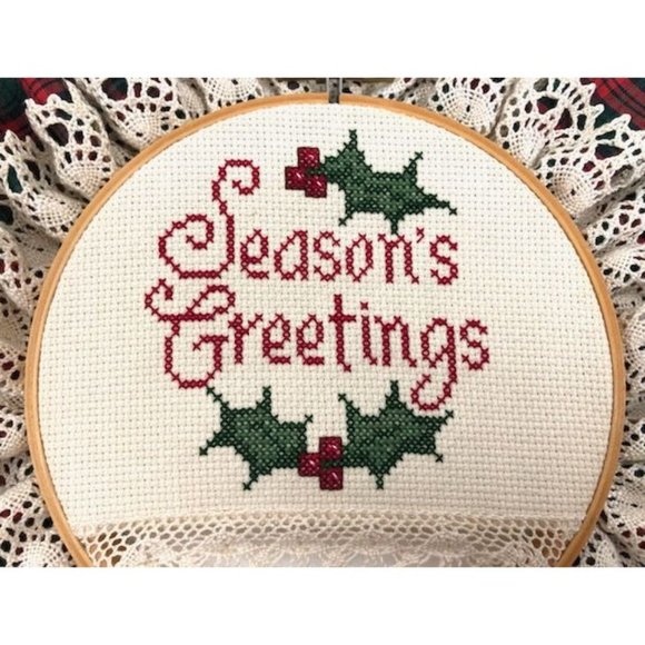 Seasons Greetings Counted Cross Stitch Wood Embroidery Hoop Lace Fabric Trim - Picture 2 of 8